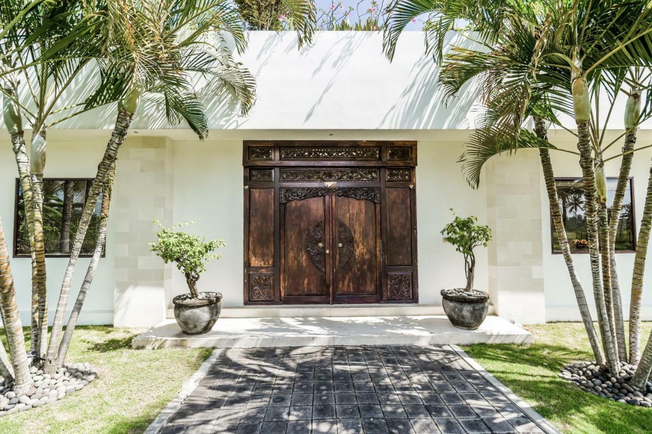 Pantai Hitam Villa Selemadeg Exterior foto