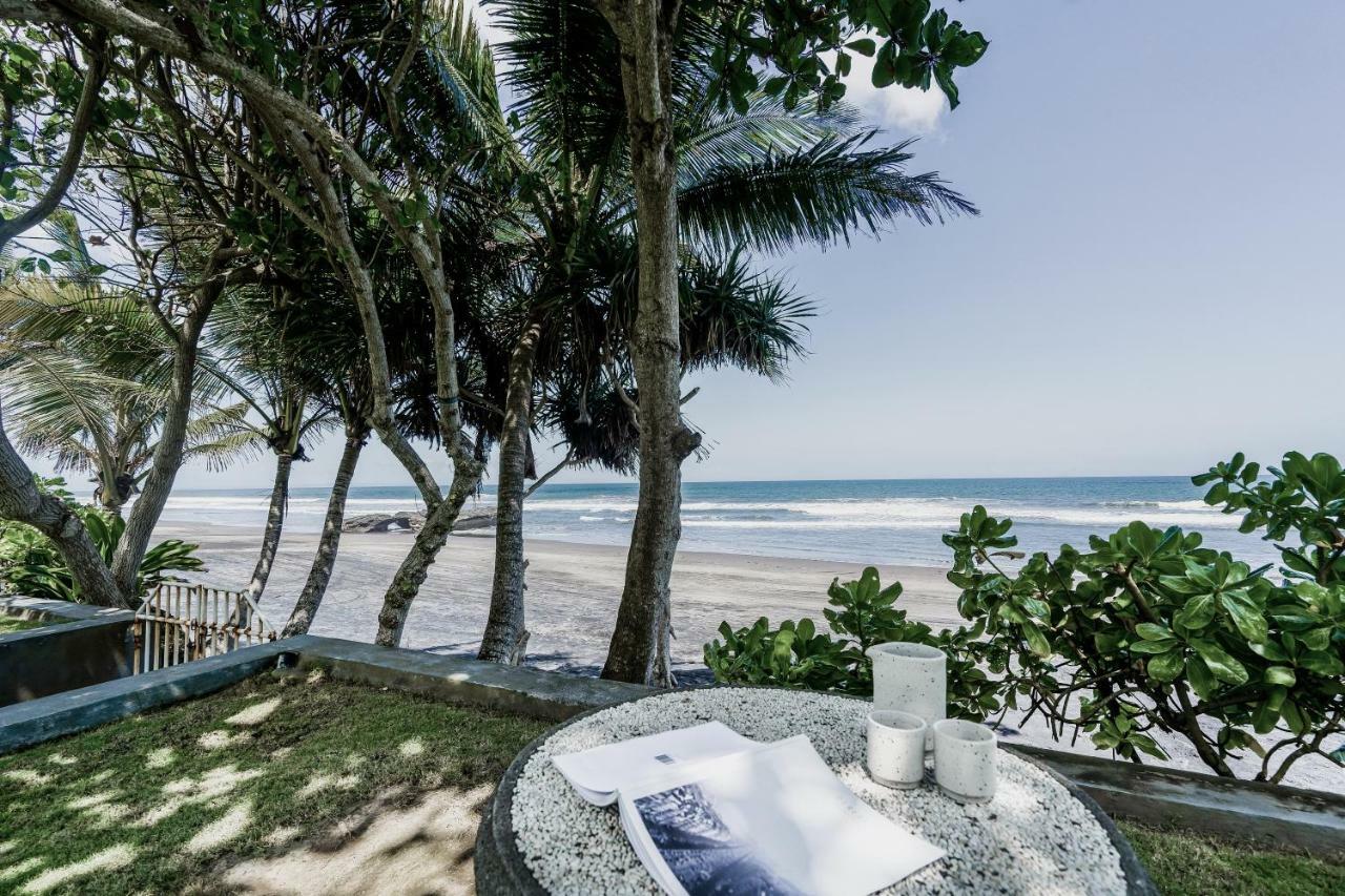 Pantai Hitam Villa Selemadeg Exterior foto