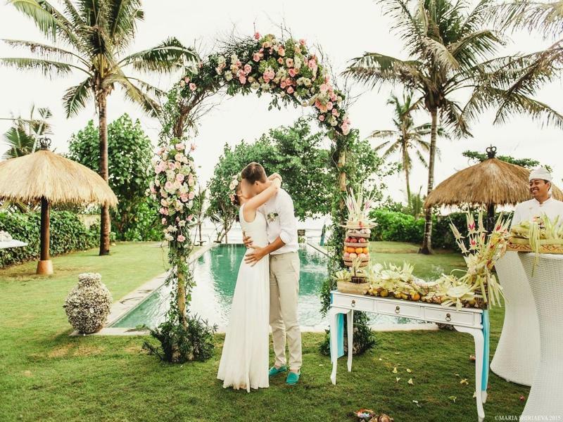 Pantai Hitam Villa Selemadeg Exterior foto